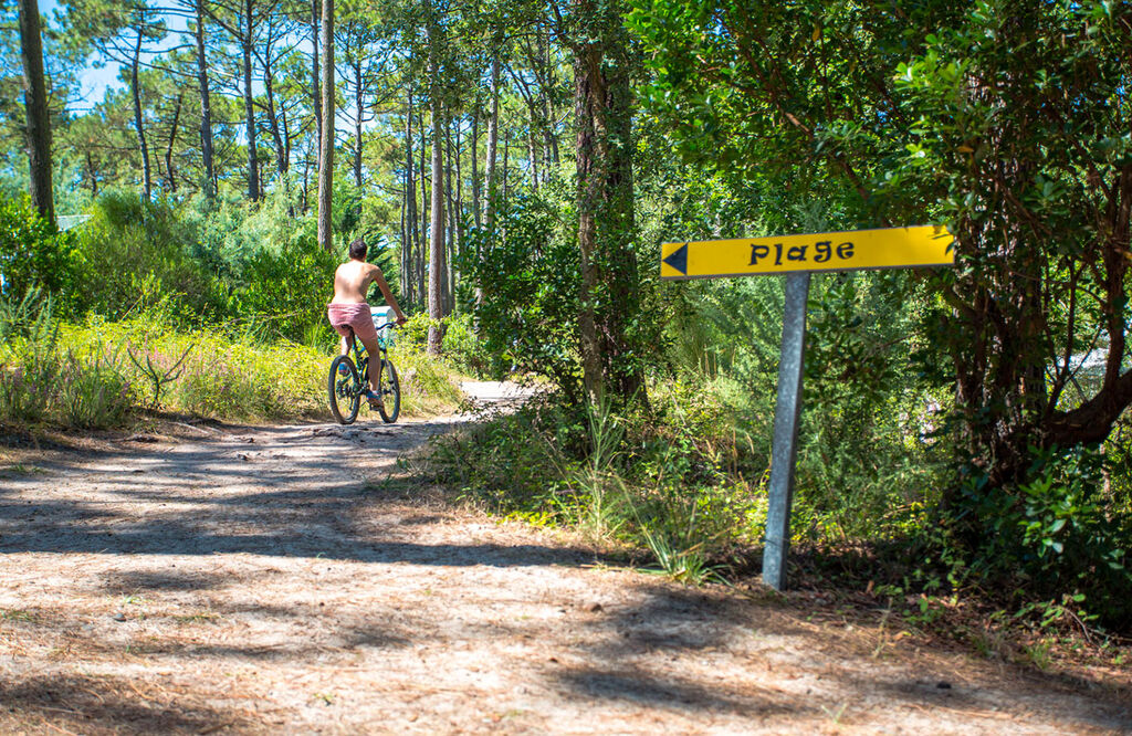 Naturiste Arnaoutchot, Camping Aquitaine - 26